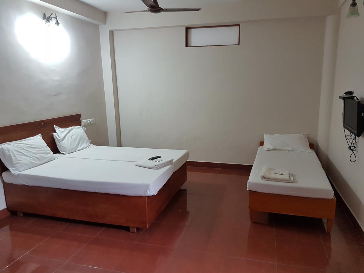 Hotel Shalimar Metro Kochi Exterior foto